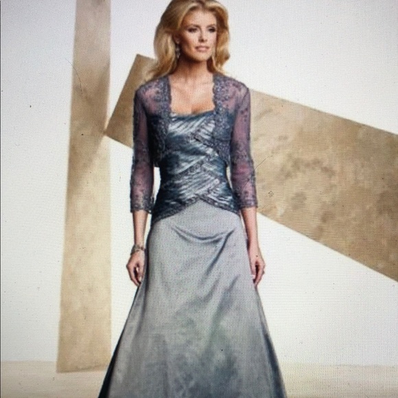 Bride Iridescent Taffeta 8932 